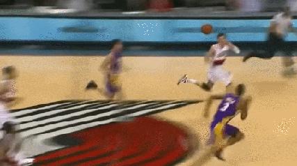 掘了！利指导7分钟连砍22分都输，表坏了谁顶得住