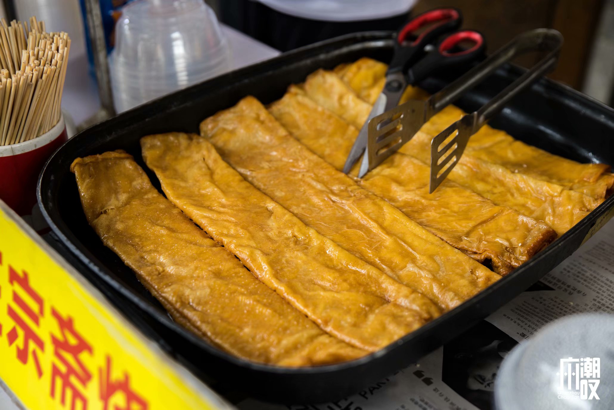 荔枝湾涌这条不足200米的街，50元吃遍西关地道美食！