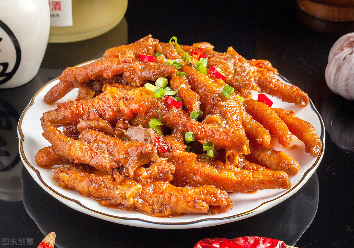 35一斤的鸡爪能有多少钱的利润,摆摊第一天卖鸡爪吸引人的新点子