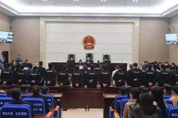 假装外国人骗朋友,假装外国友人诈骗