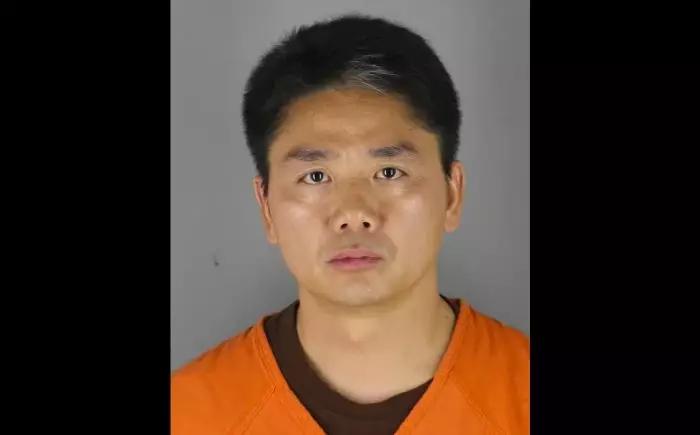 *行为性**持续时间2分钟！刘强东案全部视频、官方文档曝光