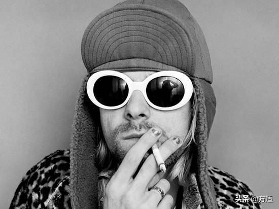 说唱歌手喜欢戴的眼镜,说唱歌手戴的无框眼镜推荐