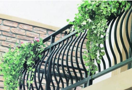 不锈钢铝合金护栏,阳台护栏用铝合金做好吗