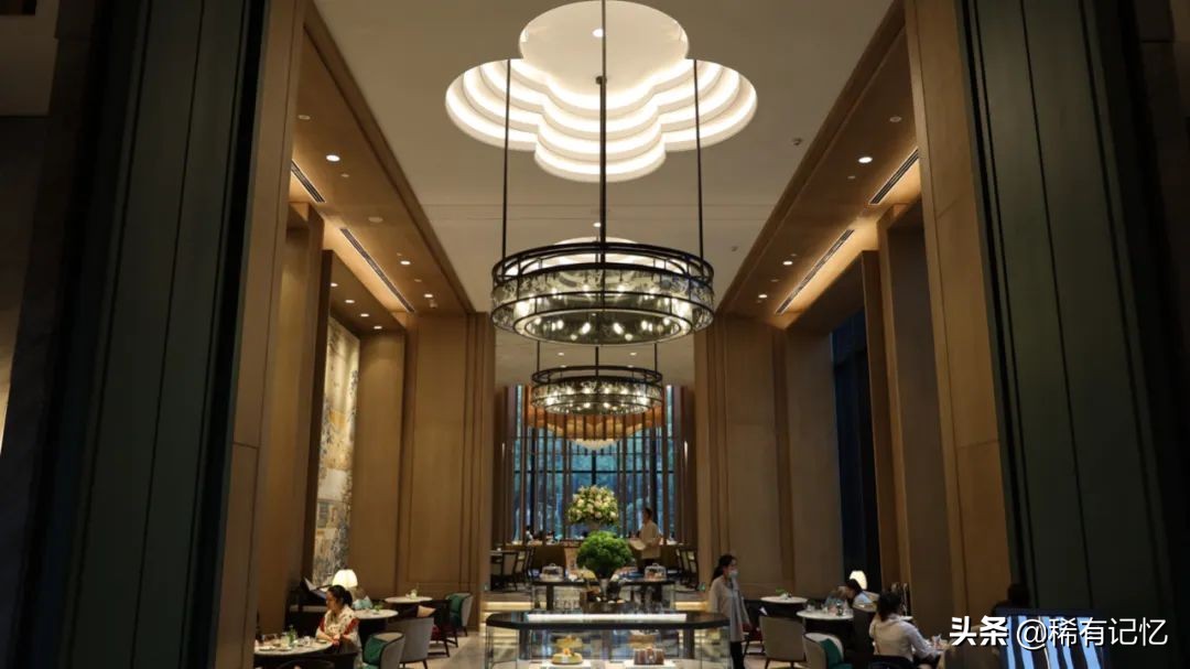 苏州顶奢酒店推荐,在苏州最高酒店住一晚是什么体验