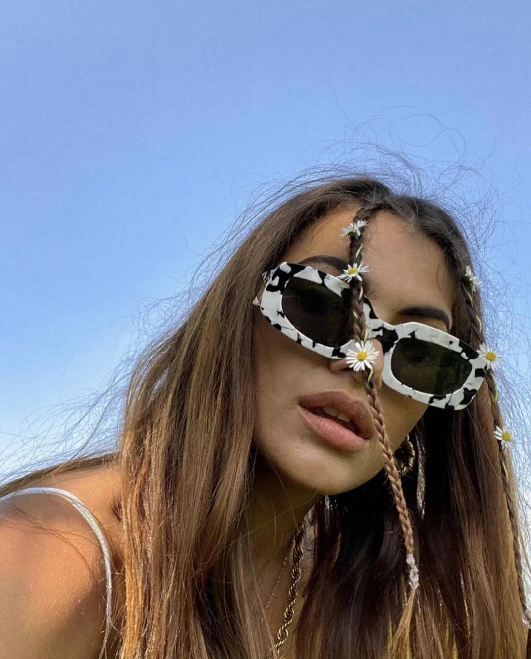 圆脸女生怎么选墨镜,圆脸女生如何选择大牌眼镜