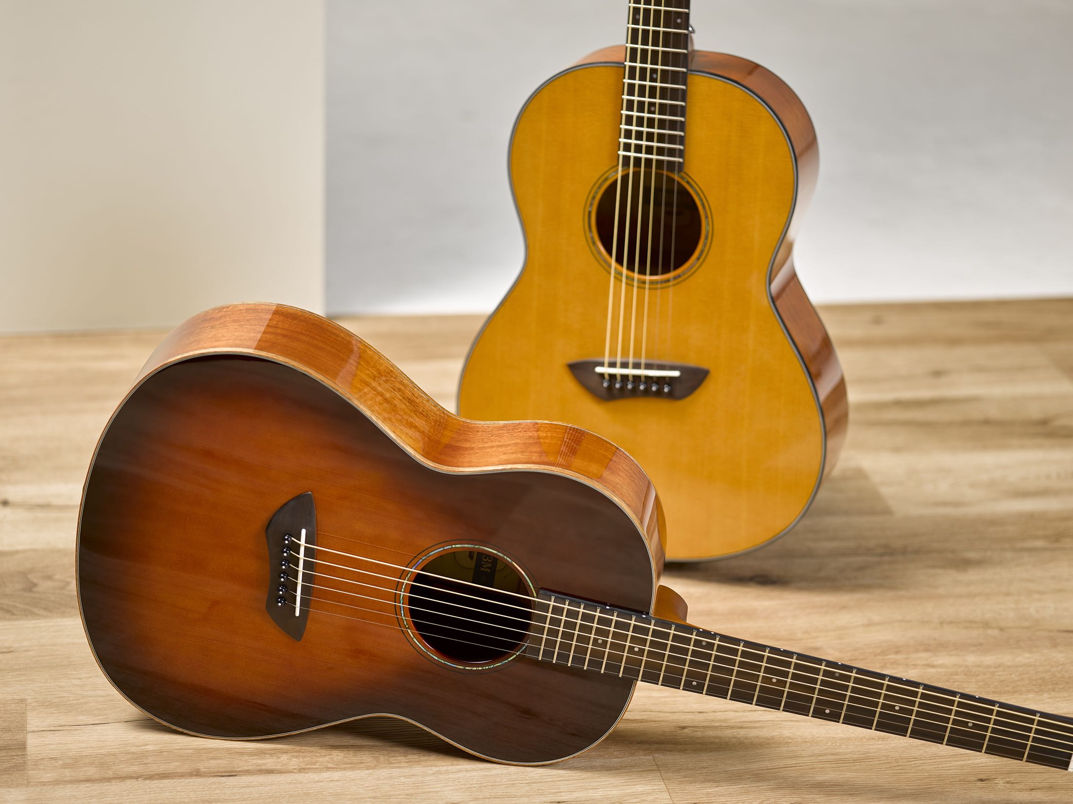 吉他云杉单板和云杉合板的区别,初学者吉他是买单板还是合板好