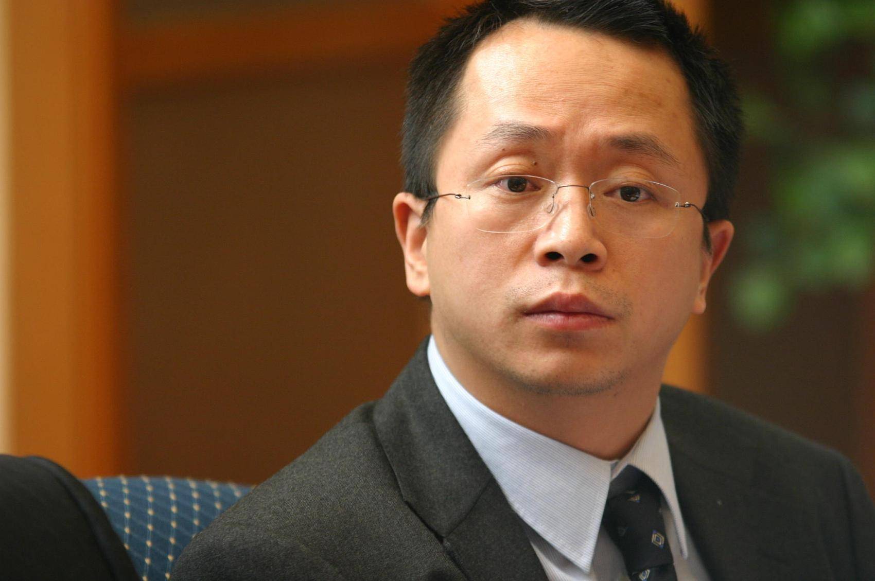 马化腾李彦宏巅峰对决,马化腾李彦宏为何成为互联网大佬