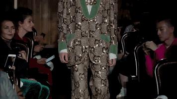 施华洛世奇镶钻表盘,表盘带钻施华洛世奇