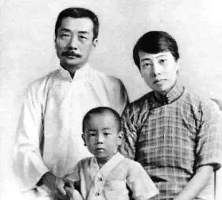 十位称为先生的女性,中国被尊称为先生的十位女性图片