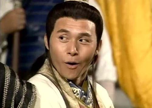 香港娱乐圈有背景的明星,娱乐圈喜欢足球的明星