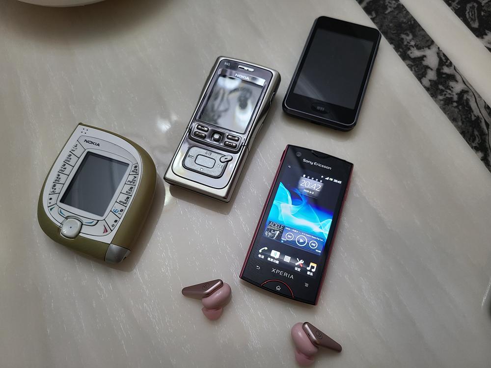 九年前的安卓小机皇，闲鱼50元入手，当个MP3*放播**器真香