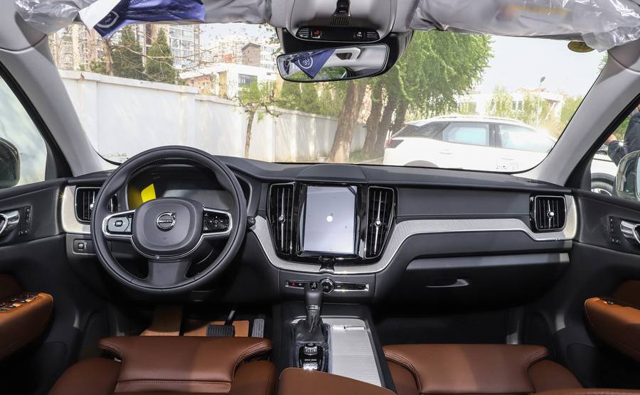 32万能买顶配红旗h9吗,32万能买奥迪a6吗