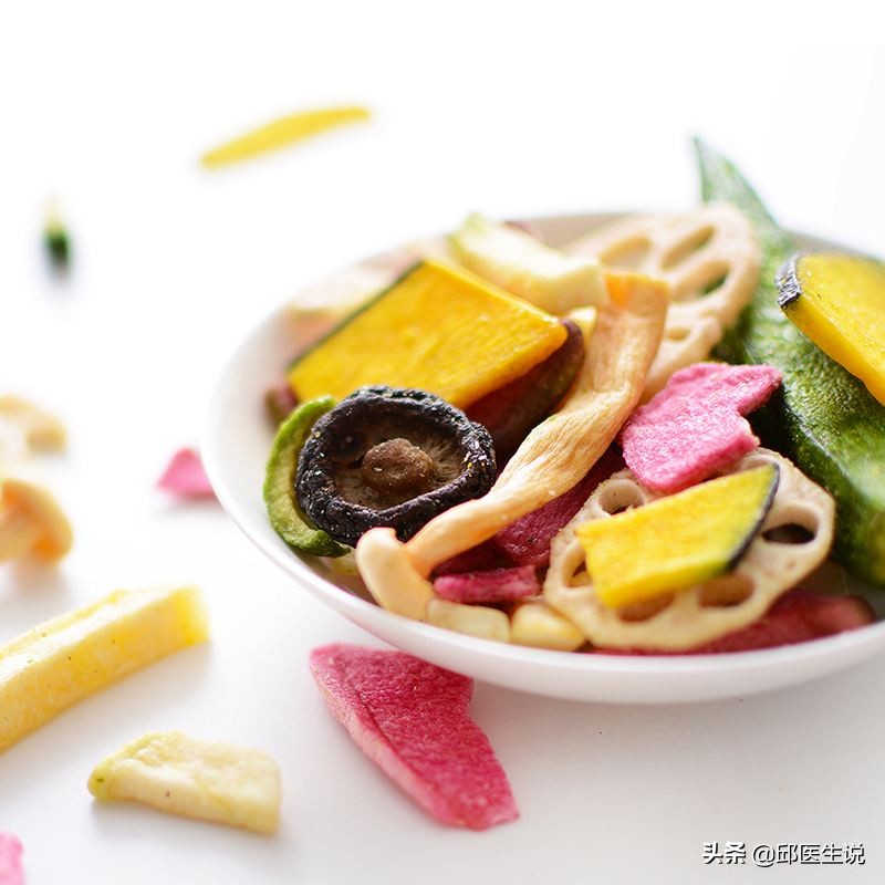 无糖饼干、果蔬脆这些网红零食减肥能吃吗？邱医生强推零食三剑客