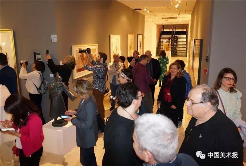 展形象举旗帜育新人,展艺术风采育时代新人