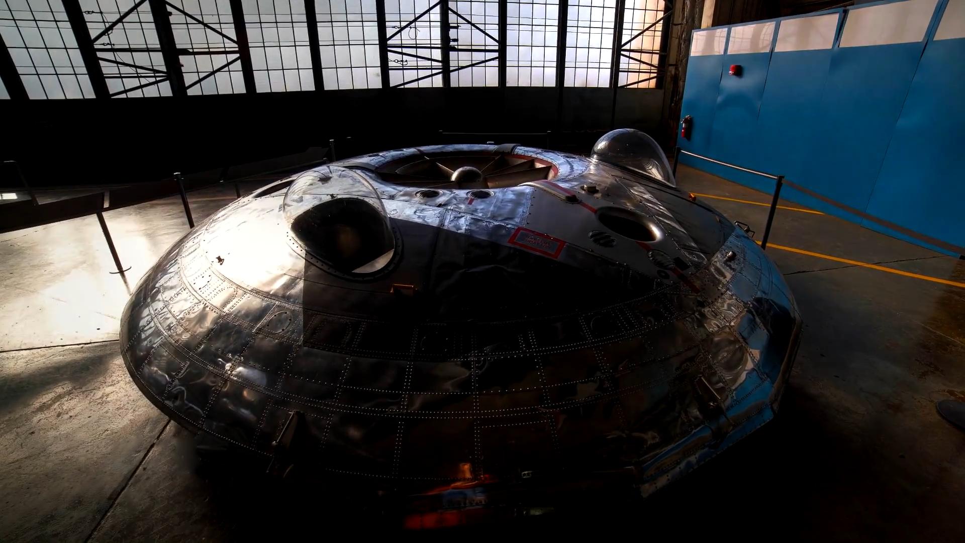 为了寻找UFO，他黑入了美国国防系统