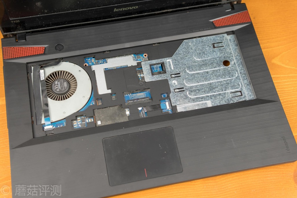 转轴坏了一定要换a壳吗,y400转轴断裂修复