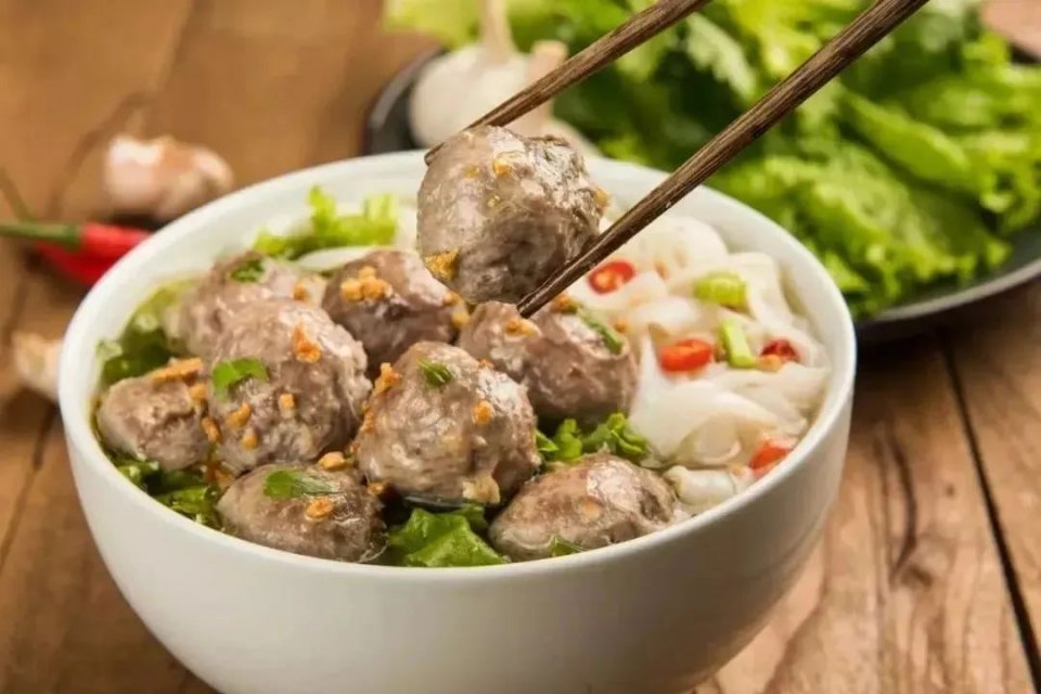 正宗潮汕手打牛肉丸50年老店,新人首播正宗潮汕手打牛肉丸