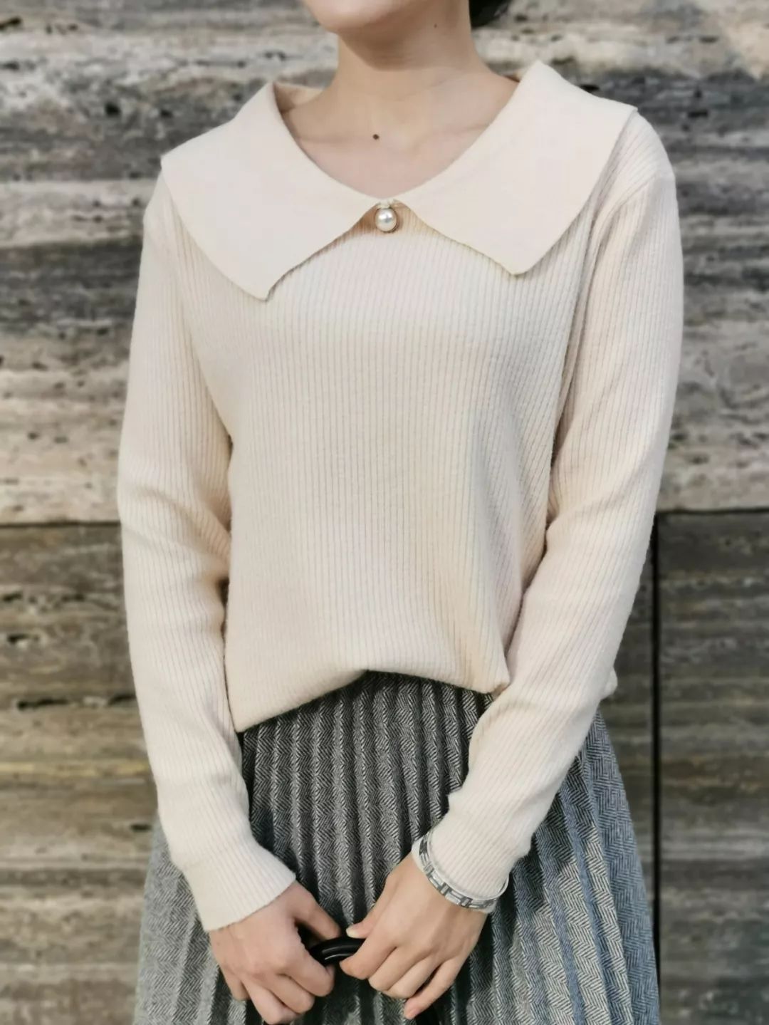 淑女气质百搭减龄薄款,简单时尚大方冬天减龄款