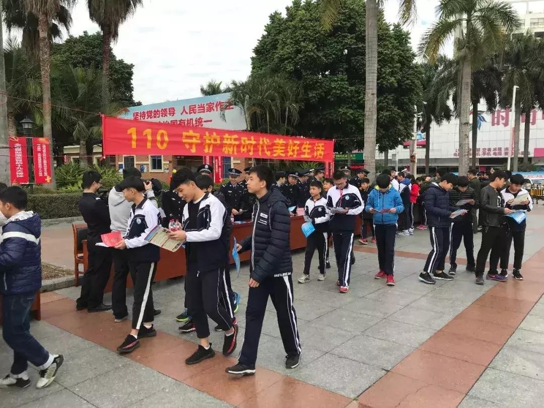 在辞旧迎新的时刻回顾过去,在过去的一年我们都经历了什么