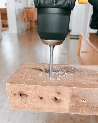 得伟电钻dcd701充满电要多久,得伟锂电钻测评