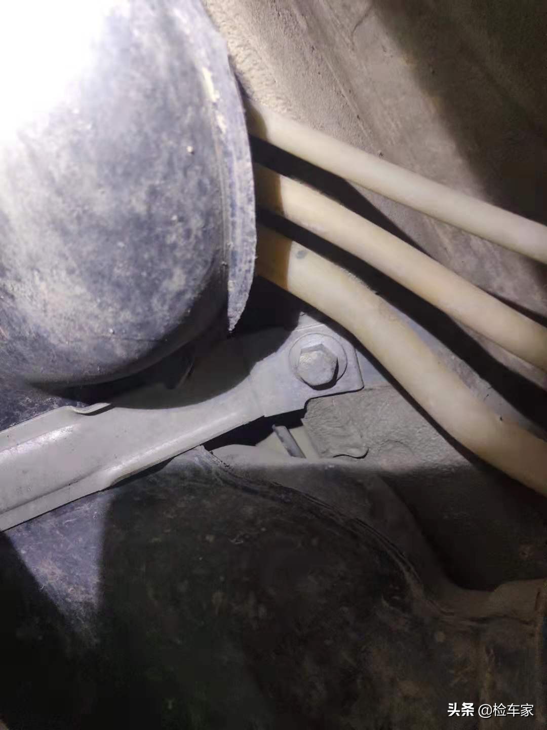 买二手大众polo哪款性价比高,大众polo和斯柯达晶锐对比视频