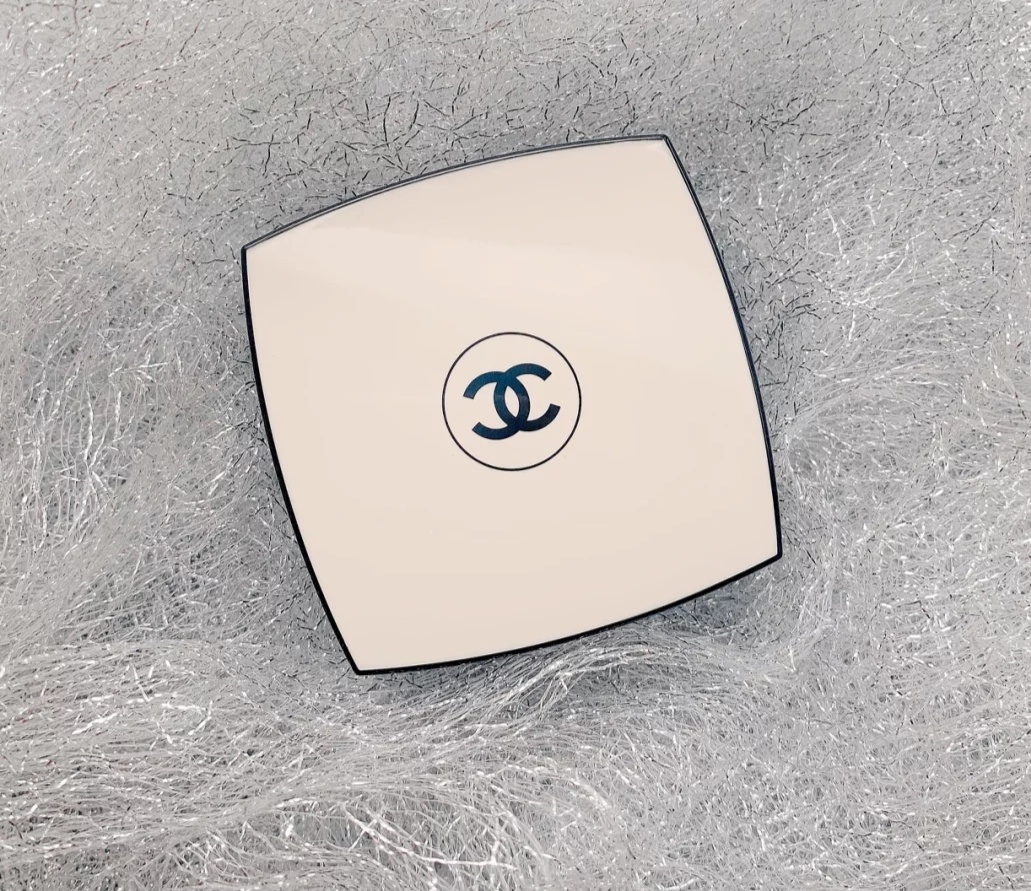 鲑鱼气垫和迪奥雪精灵气垫哪个好,气垫推荐测评红榜网红爆款