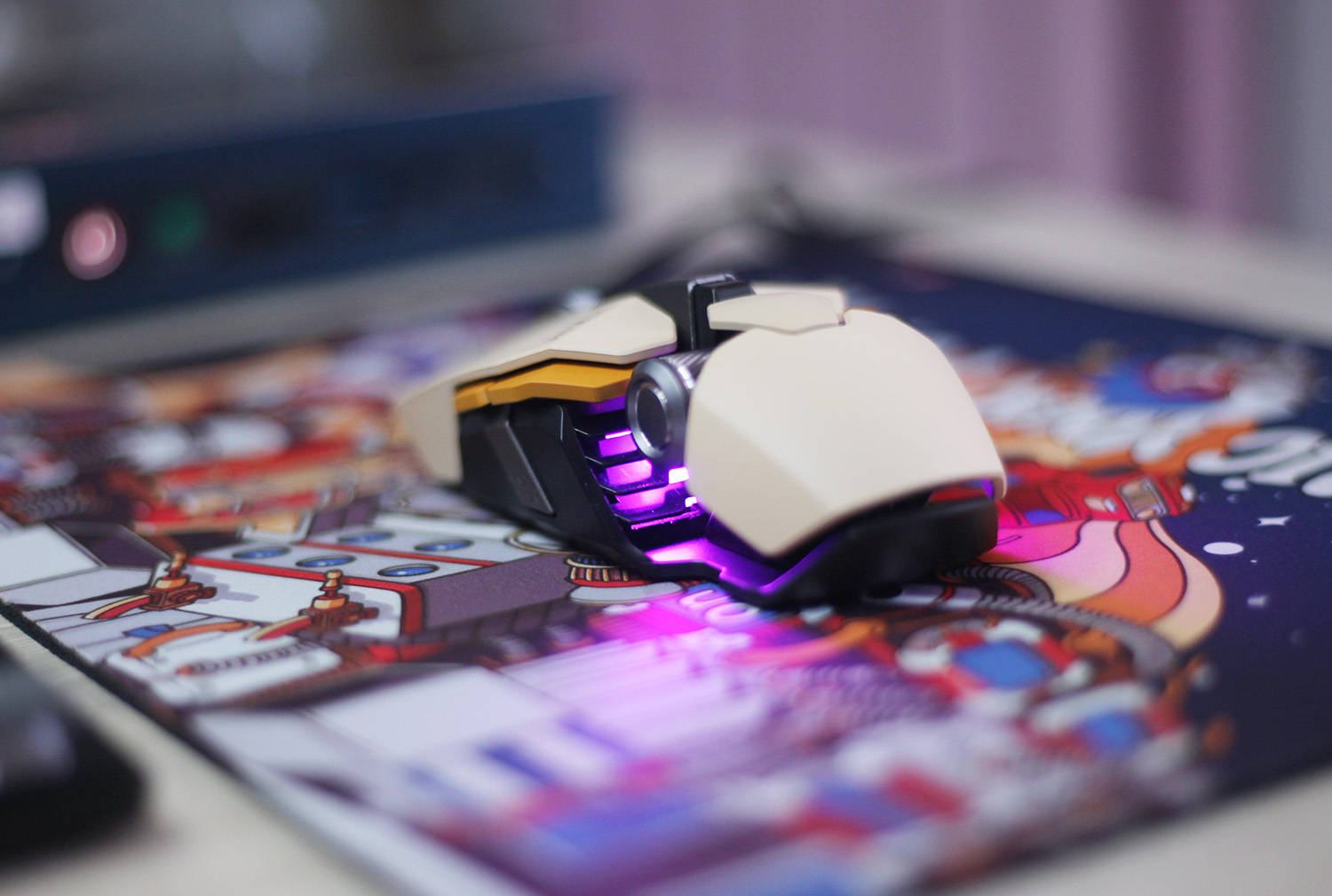 贱驴112w鼠标评测,电竞鼠标黑透