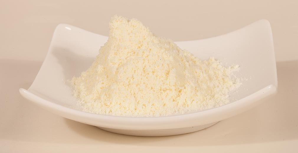 真正羊奶粉是什么颜色,羊奶粉颜色白是假的吗