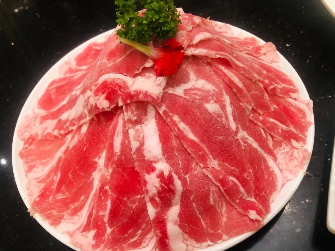 丽江牛肉火锅本地人,丽江本地人吃的野生菌火锅