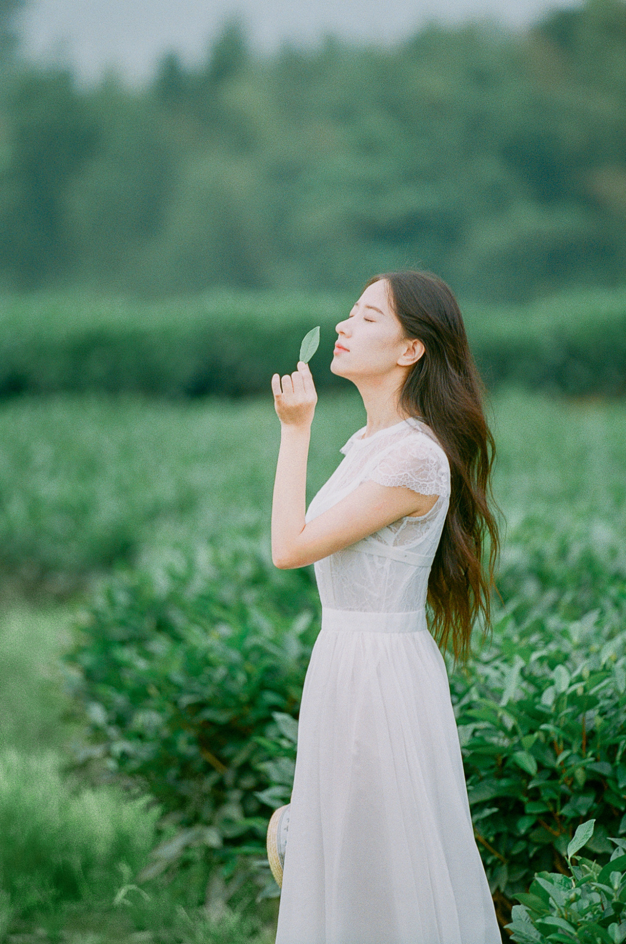 如何拍出帅气的侧颜照片,怎样拍出好看的侧颜自拍