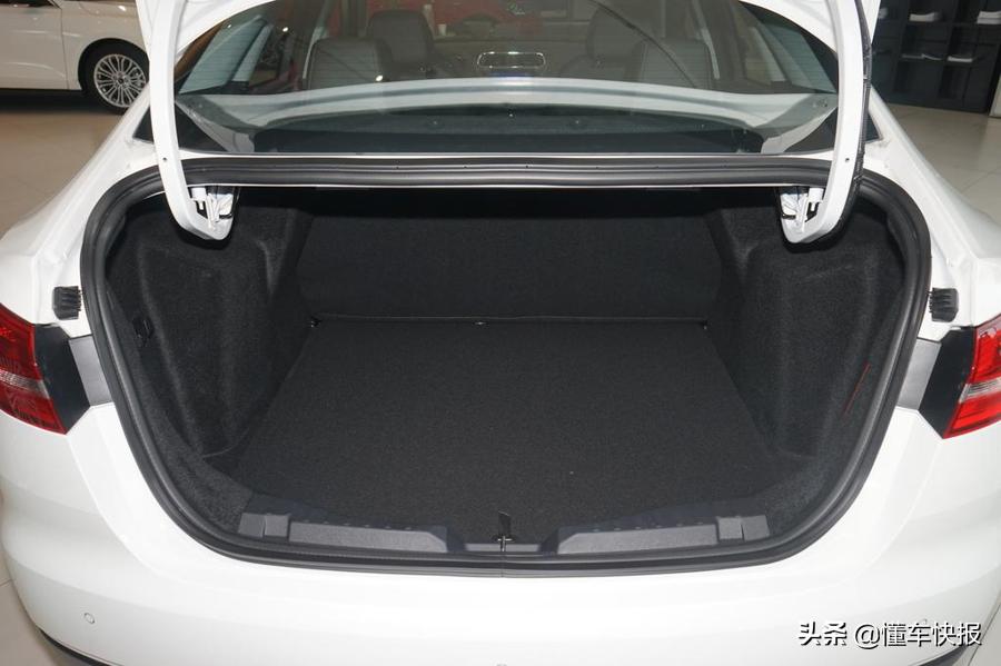 买2021款福睿斯十大忠告,百万车主选择贷款购车