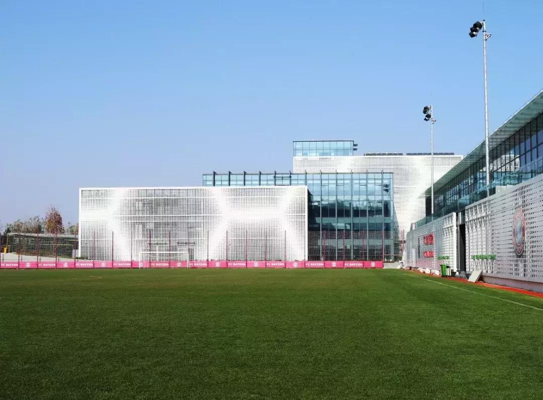 青岛拜仁慕尼黑亚洲训练基地,德国慕尼黑拜仁足球学校
