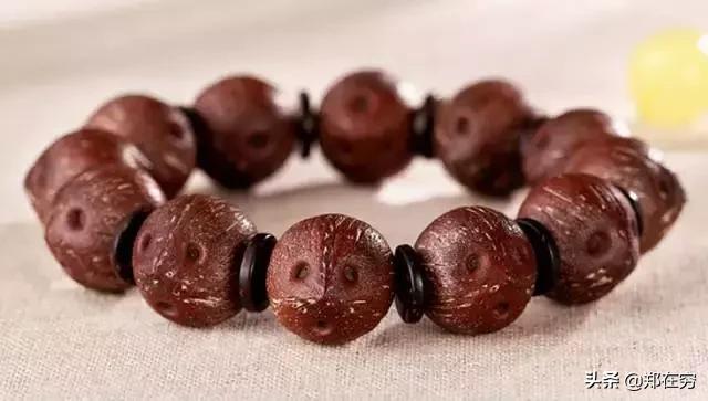 文玩刷子价格一览表,鸡蹬子文玩把件价格