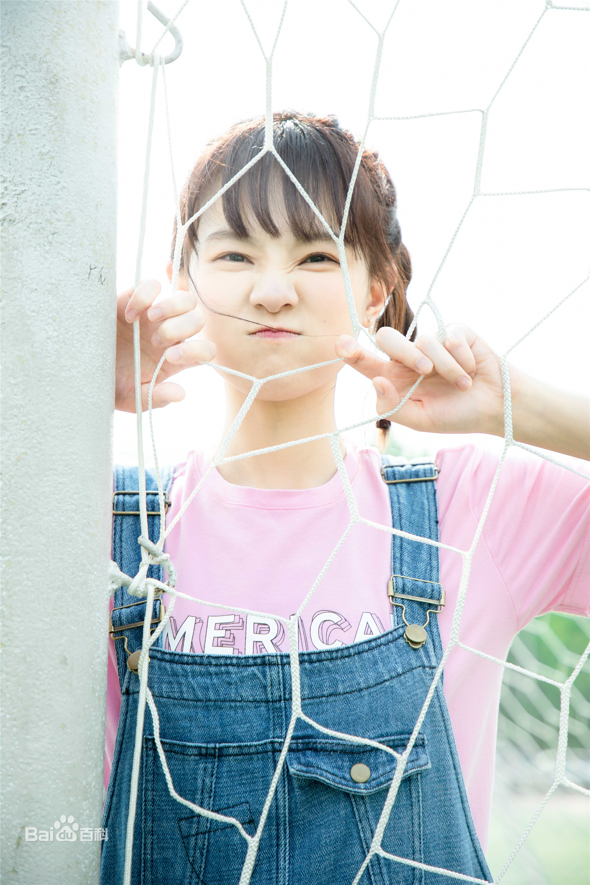 陈怡馨我的邻居睡不着剧照,陈怡馨演的青春偶像剧