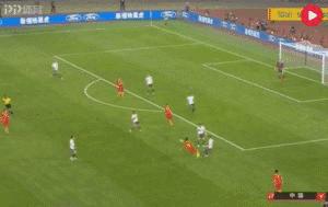 他是上港夺冠功臣,因3次停球失误饱受争议,领国足史上最大罚单