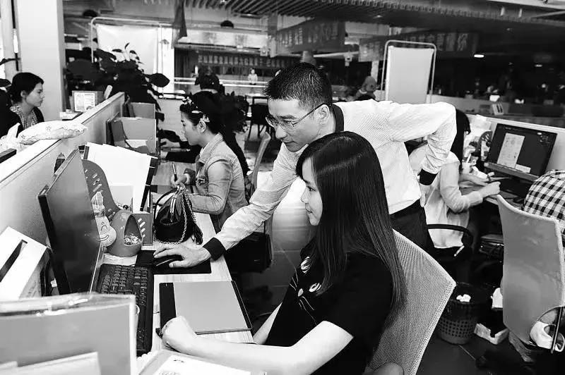 三只松鼠创业失败27次,三只松鼠为什么只有一季度挣钱