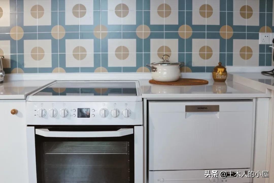 上海小桃园,她卖掉市区两套房子造花园