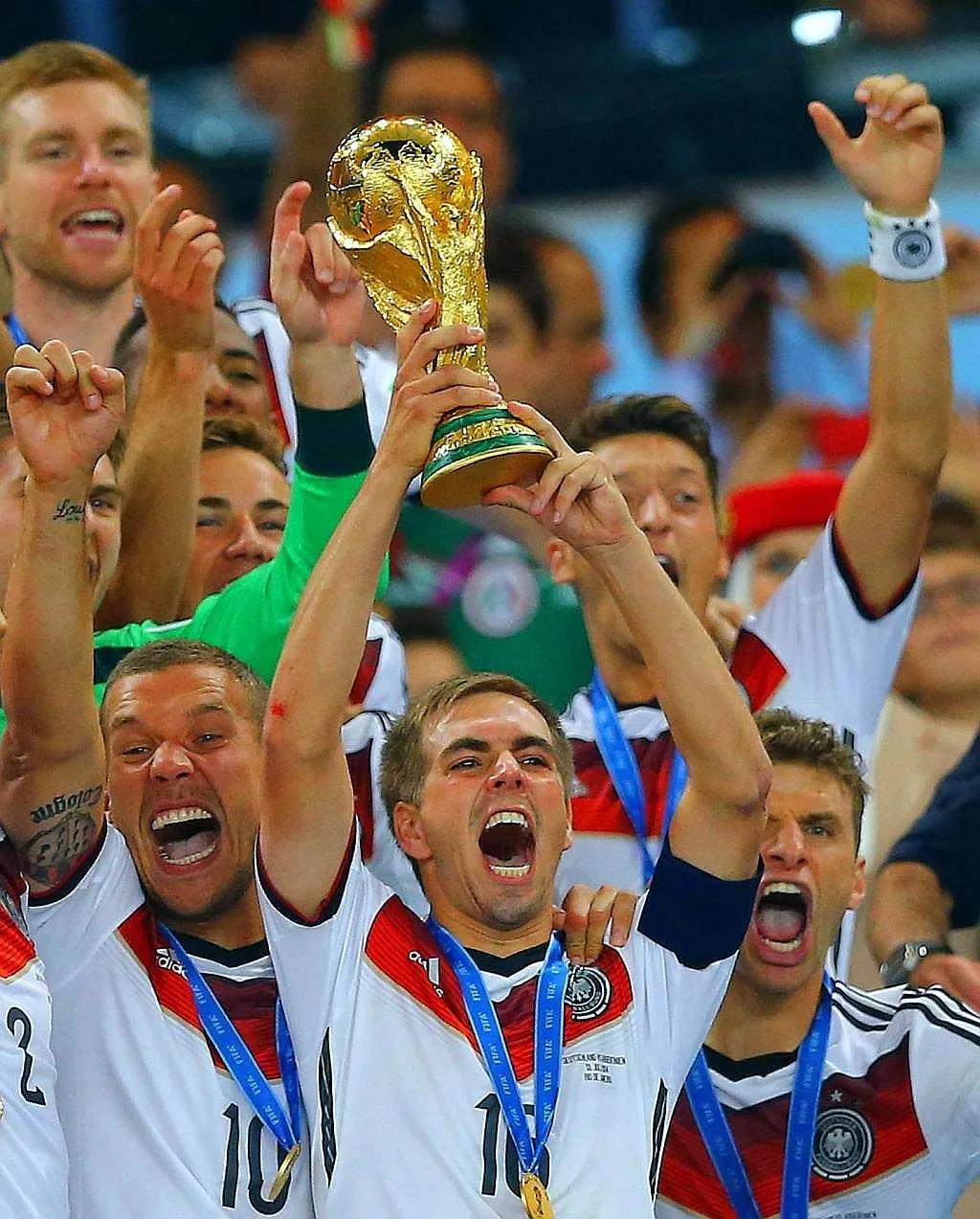 拜仁慕尼黑足球俱乐部欧冠战绩,欧洲足坛最佳阵容