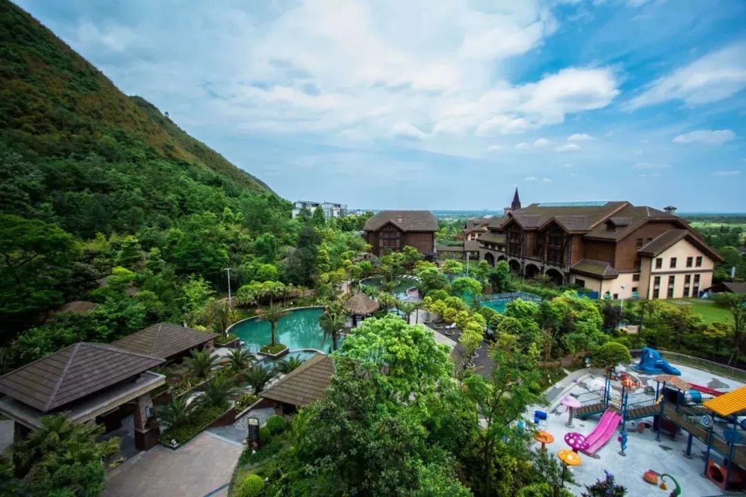 1h飚拢！千年银杏、云海星空、木屋烧烤……这条路线9……