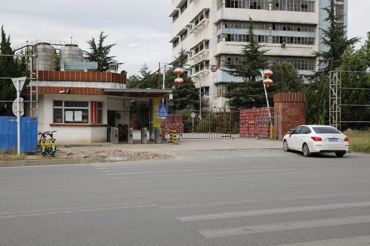 武汉东西湖产的雪花啤酒,东西湖雪花啤酒厂2015年