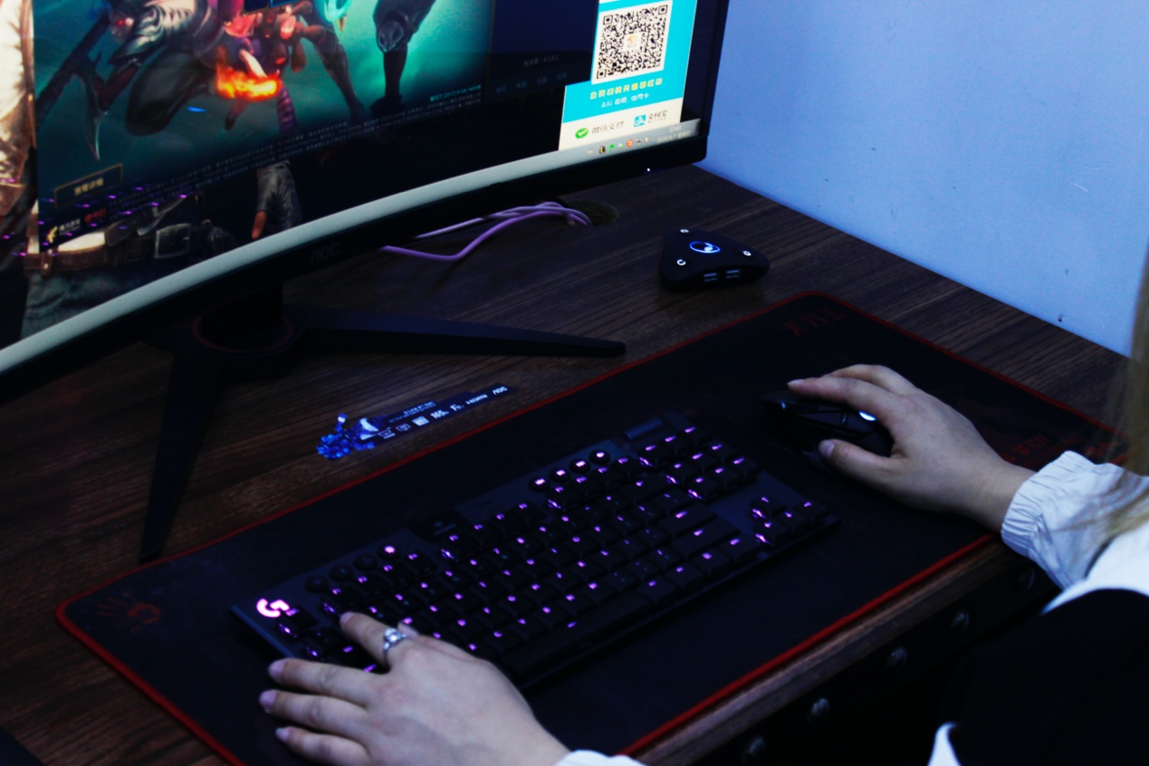 罗技G913评测,打字舒服,手感细腻,但是价格会劝退普通用户