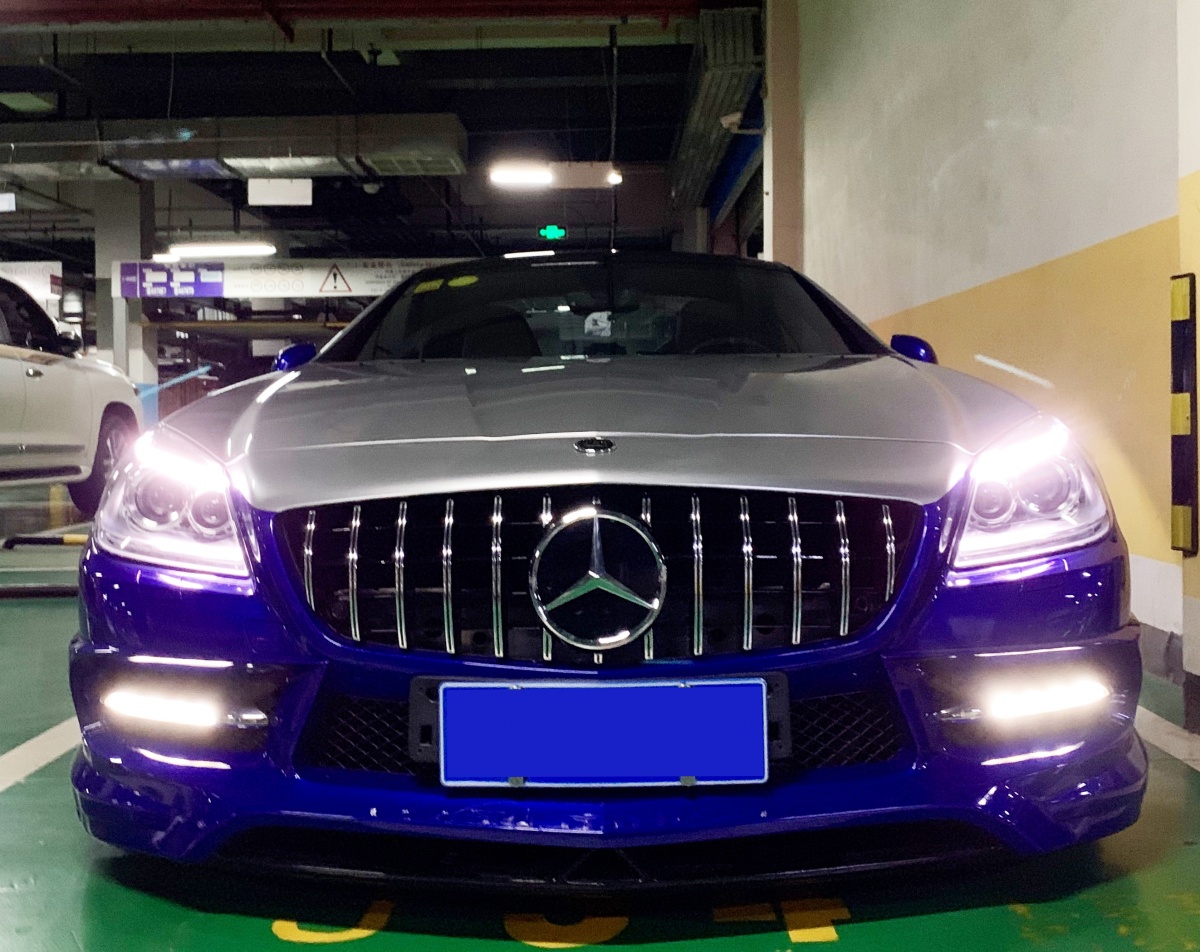 换上劳斯莱斯轮毂的巴博斯26SC,全身散发出高贵的气质