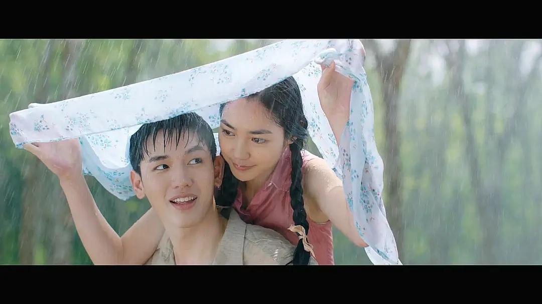 异性相处，男人突然做出这三个动作，十有八九是有人了