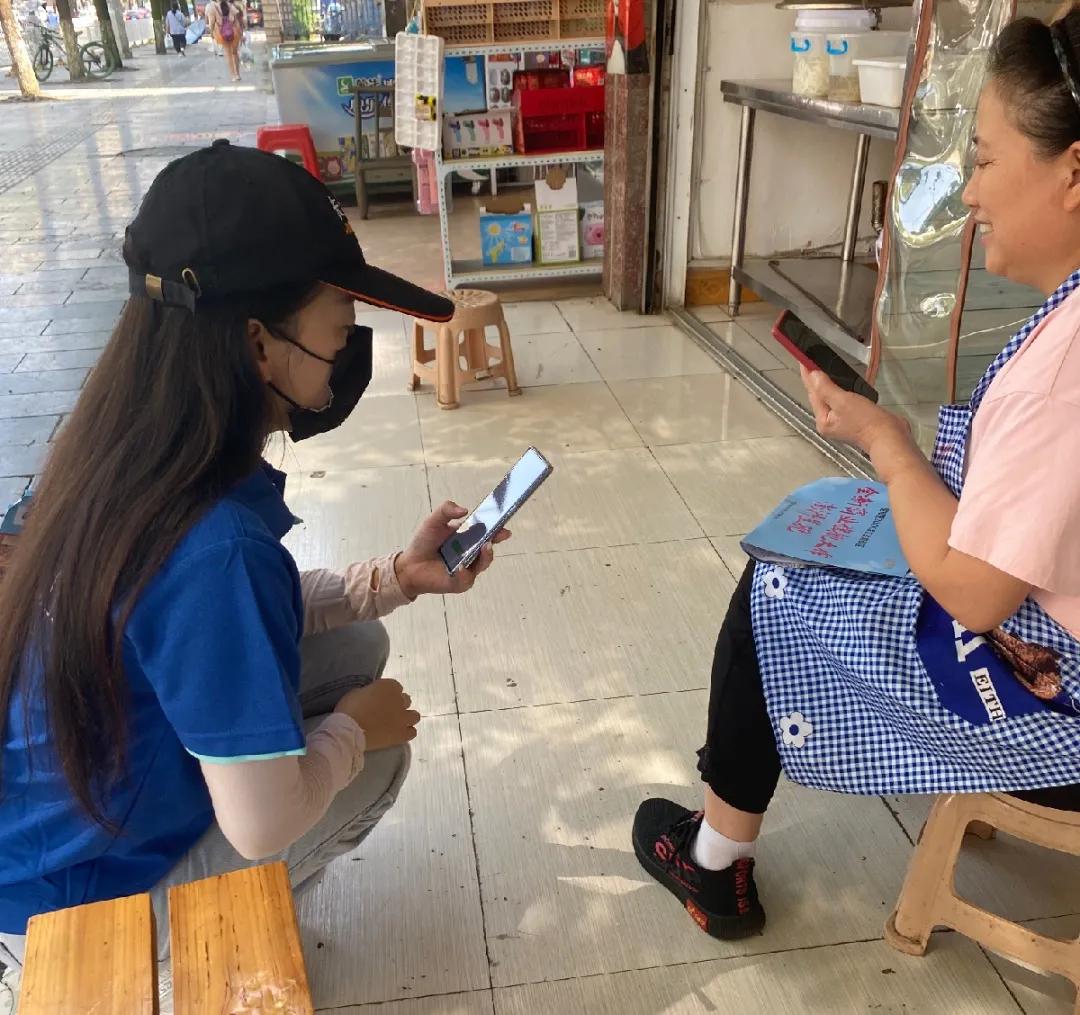 风中亮出你的旗,风中亮出自己的旗