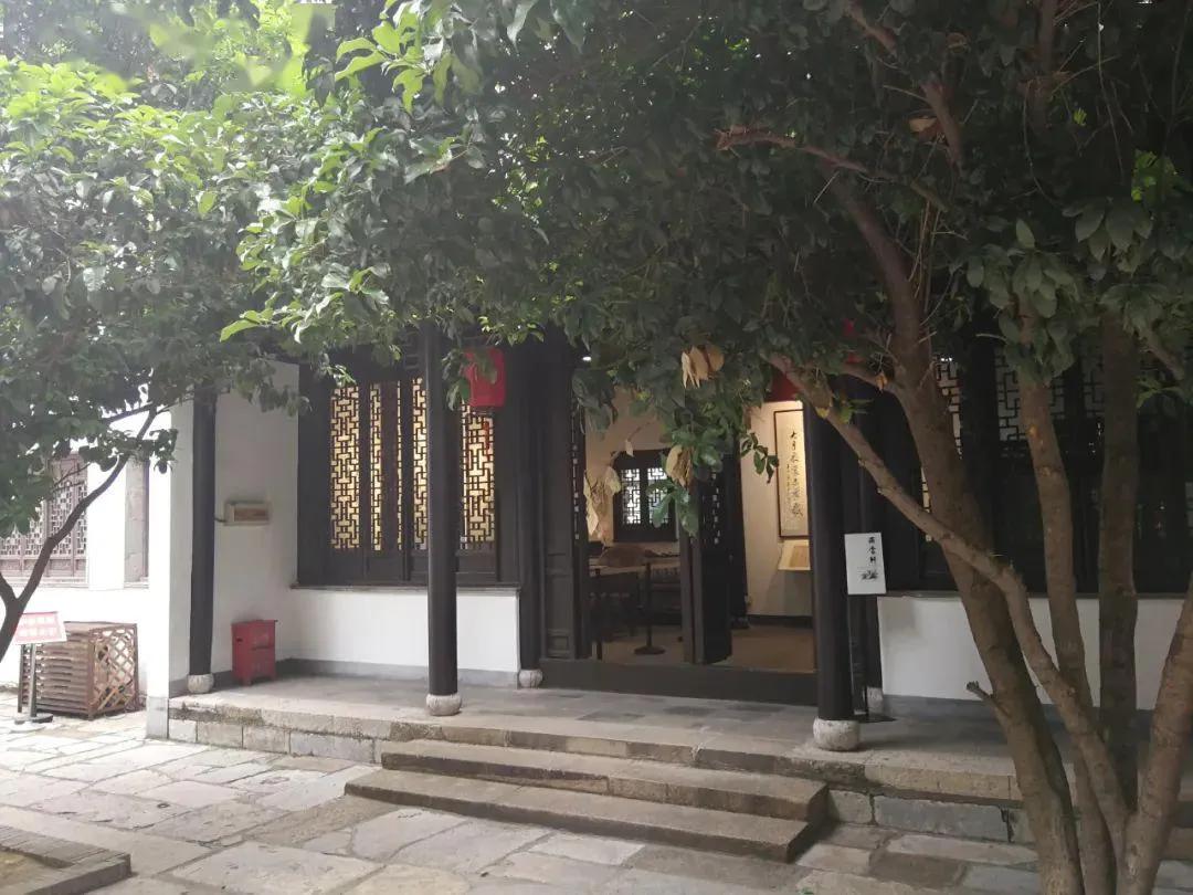 黄景仁为什么写癸巳除夕偶成其一,黄景仁绮怀十六首其十六全文译文