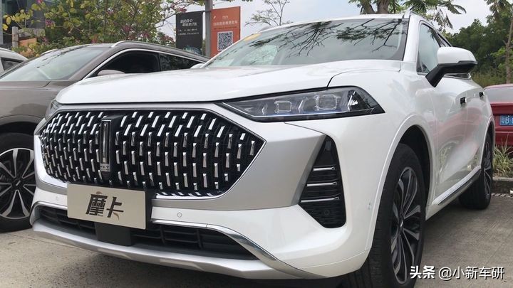 wey摩卡颜宇鹏试驾,wey摩卡最新试驾视频