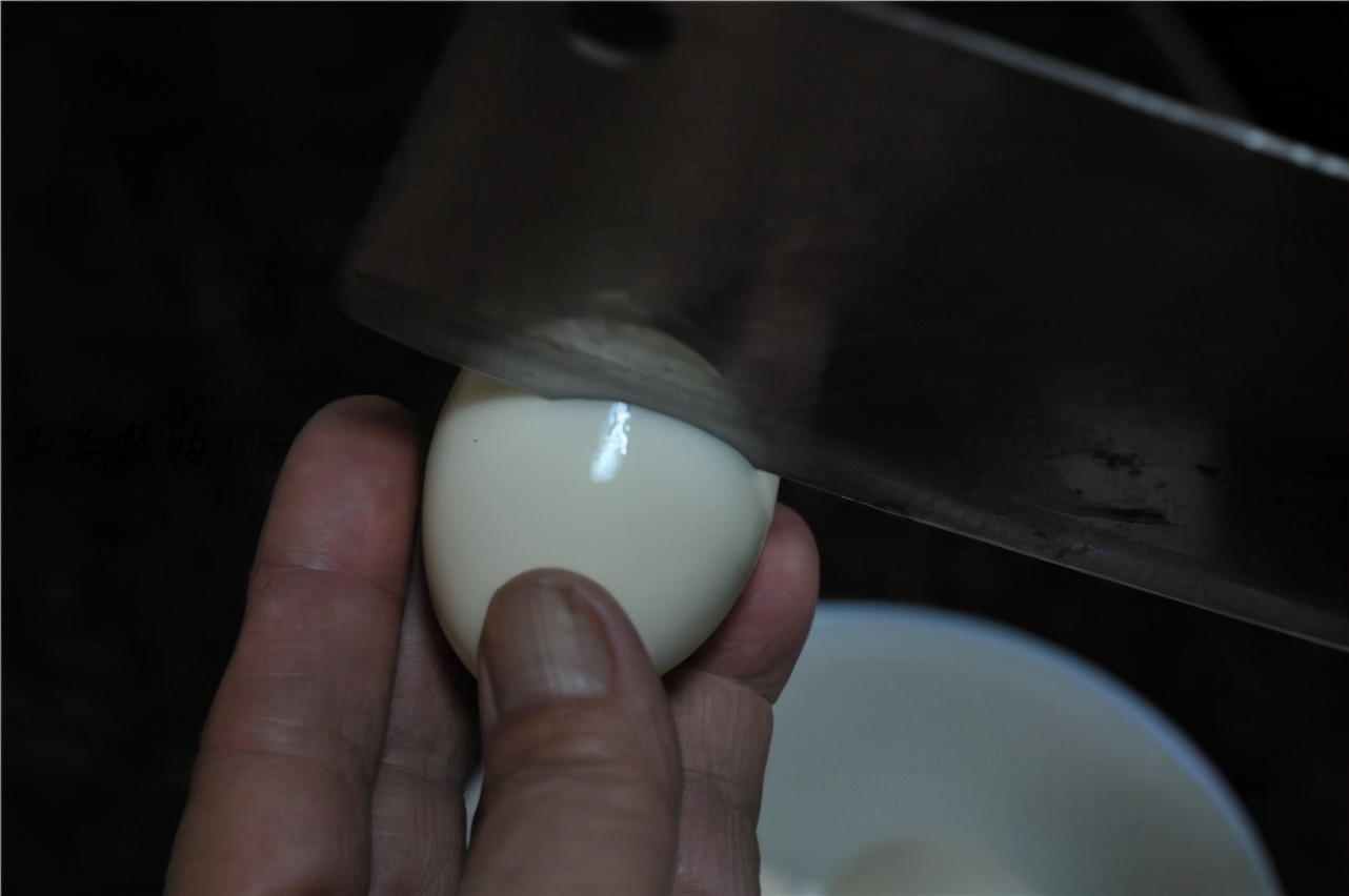 小孩早餐水煮鸡蛋正确方法,怎么对付不吃鸡蛋的儿童