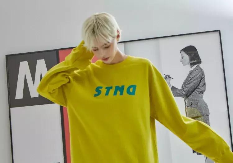 韩国复古慵懒风卫衣,韩国短卫衣外套