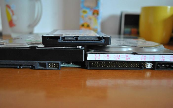 固态硬盘分区选ntfs还是fat32,固态硬盘m.2分区之后可以装游戏吗