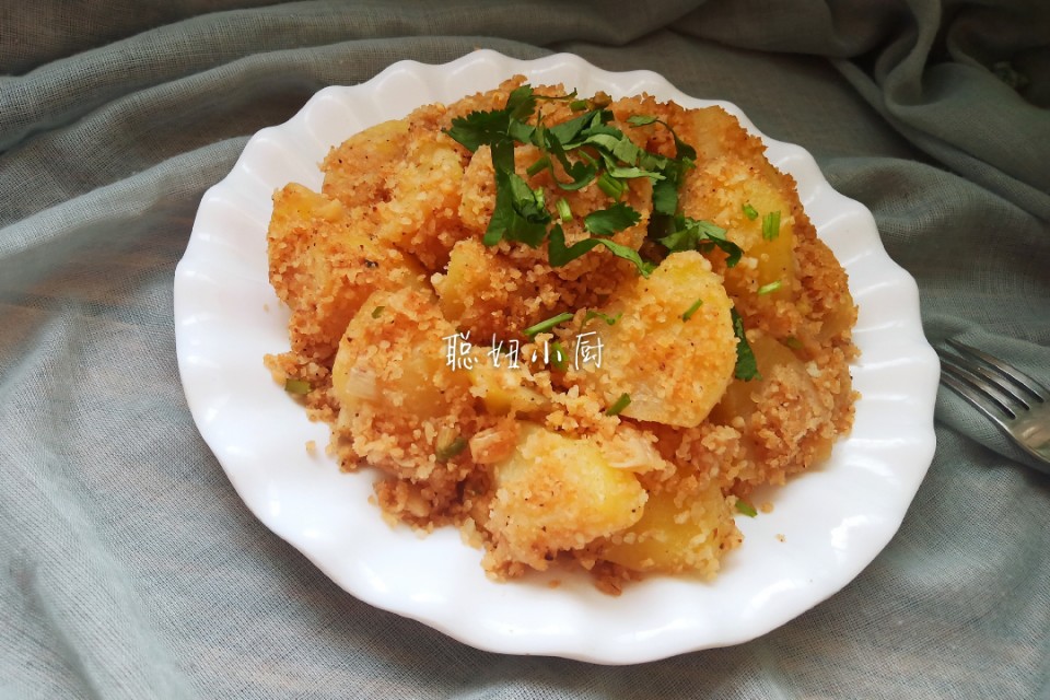 土豆不炒不蒸这样做酸甜微辣,土豆泥的做法大全土豆怎么蒸着吃